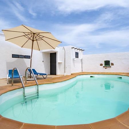 Villa With Amazing Views, Jacuzzi And Private Pool San Bartolomé 外观 照片